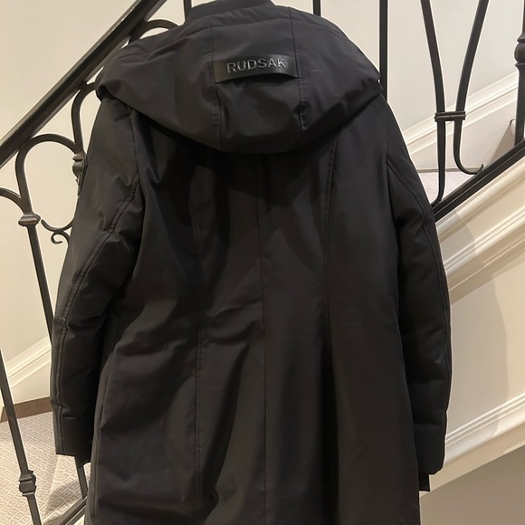 MAIA by RUDSAK. Fur hood included, too big for me selling at a huge discount - Picture 4 of 5